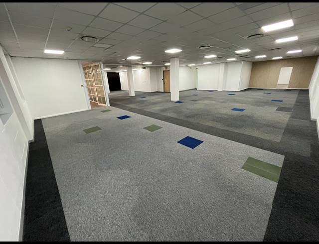 472M² OFFICE TO LET IN CLAREMONT